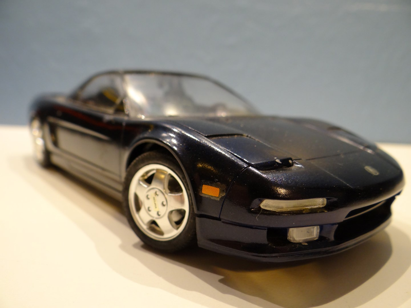 Illustration for article titled Tamiya Acura NSX 1:24 Model Lots of Pics